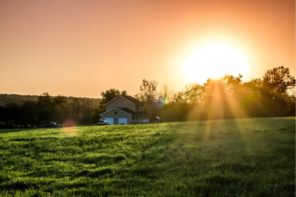 Diferença entre Imóvel Urbano e Imóvel Rural: Impactos Legais e Documentais